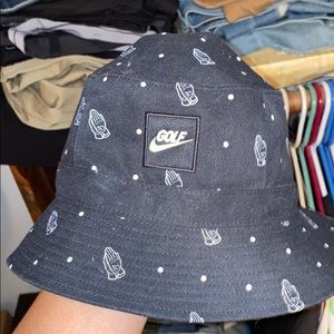 nike golf bucket hat